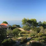 By The Sea - 8468 Apartman *